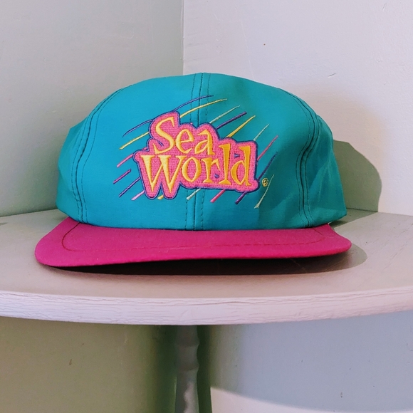 Never Worn Vintage 1990's Sea World Baseball Hat Neon Snapback - Picture 5 of 7